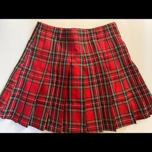 Pleated plaid skirt